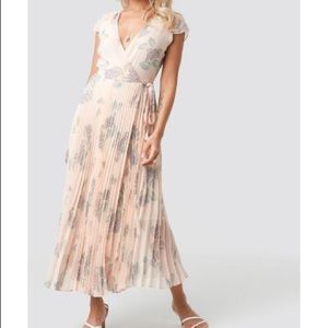 Pale pink floral dress midi dress